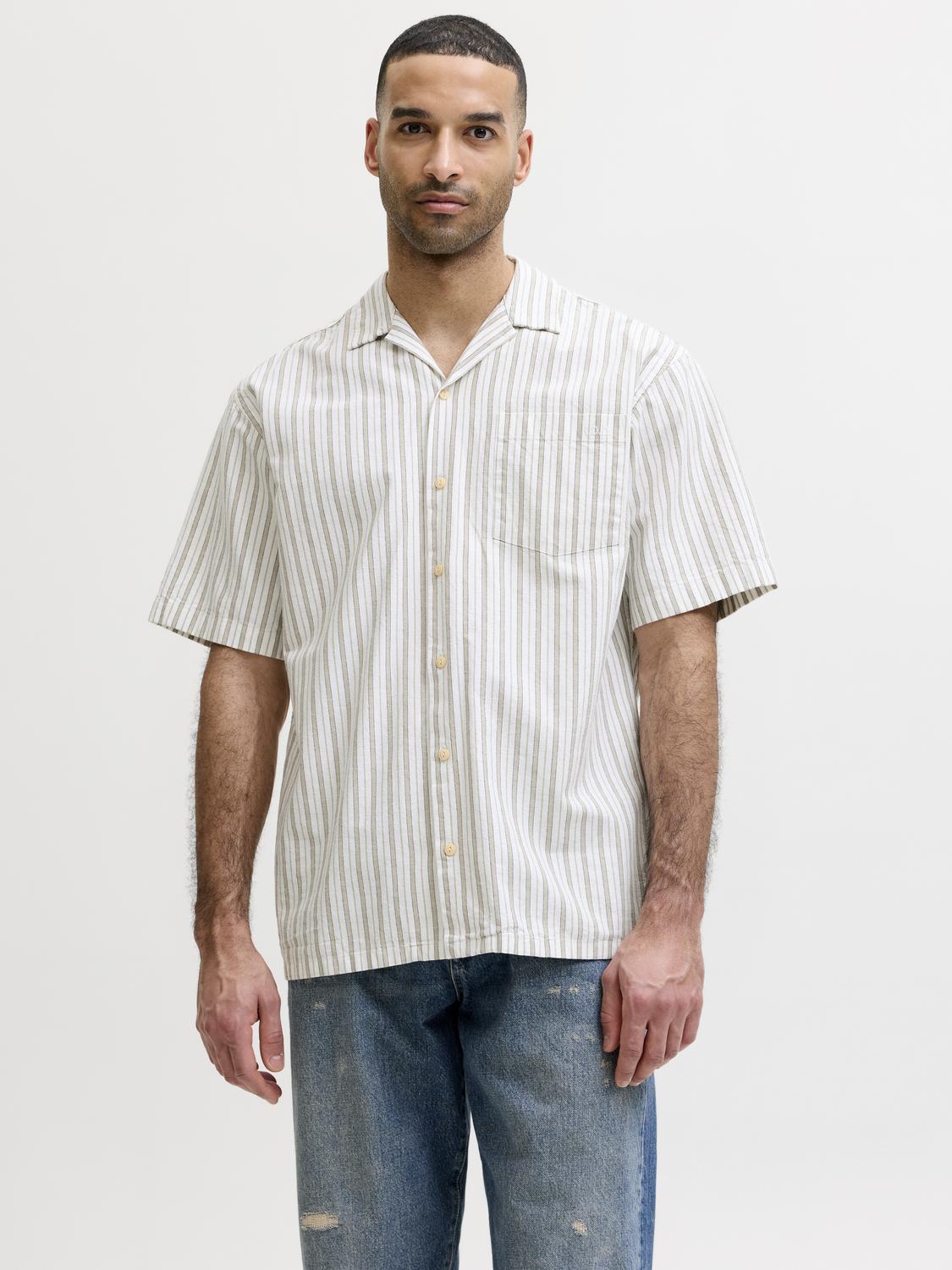 model_shot-front
